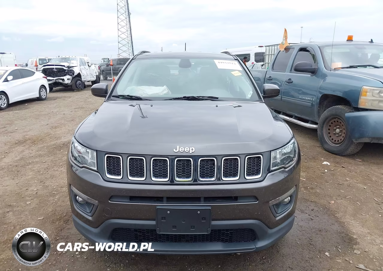 2018 Jeep Compass Latitude VIN:3C4NJCBB2JT122981 - 12