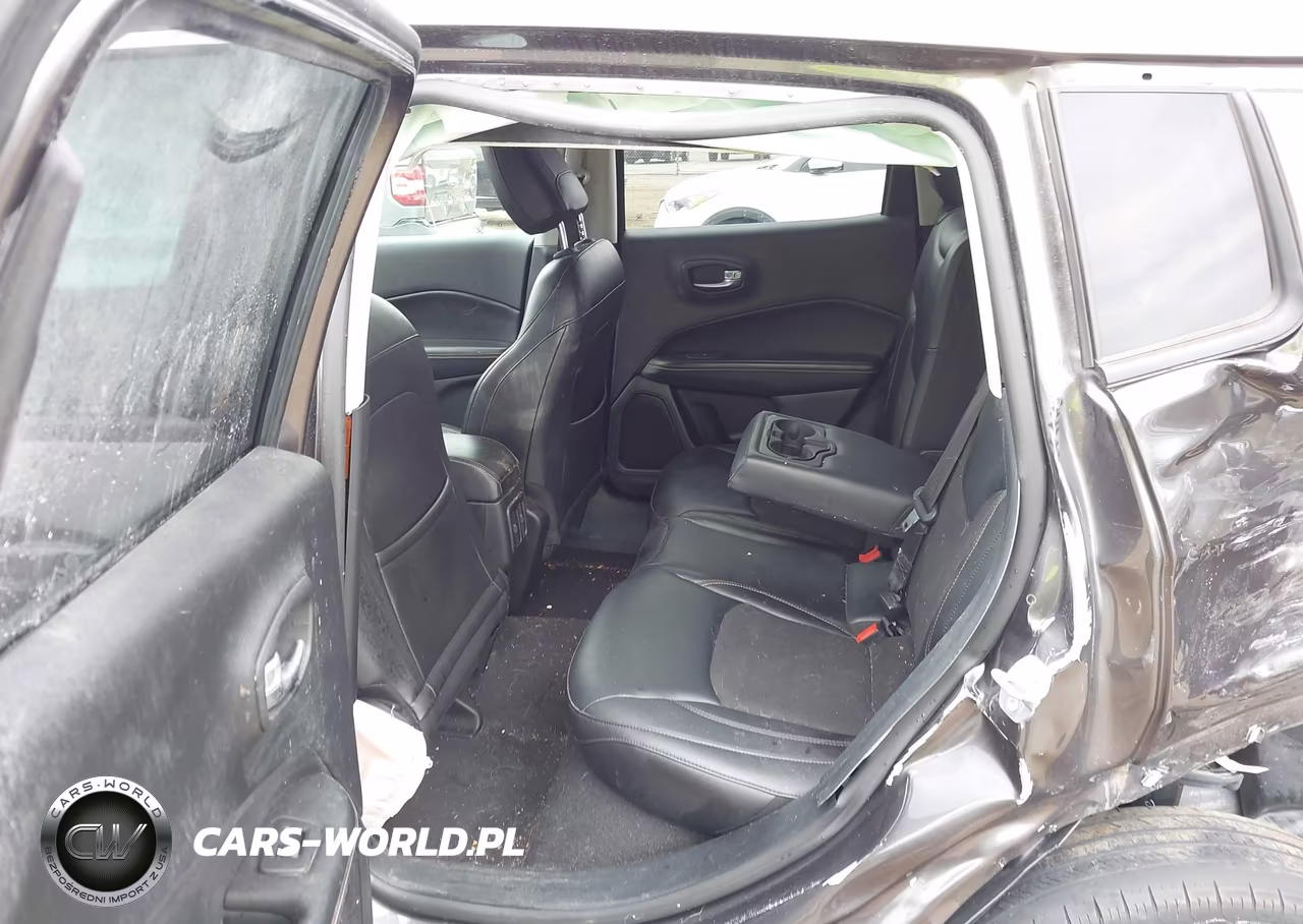 2018 Jeep Compass Latitude VIN:3C4NJCBB2JT122981 - 8