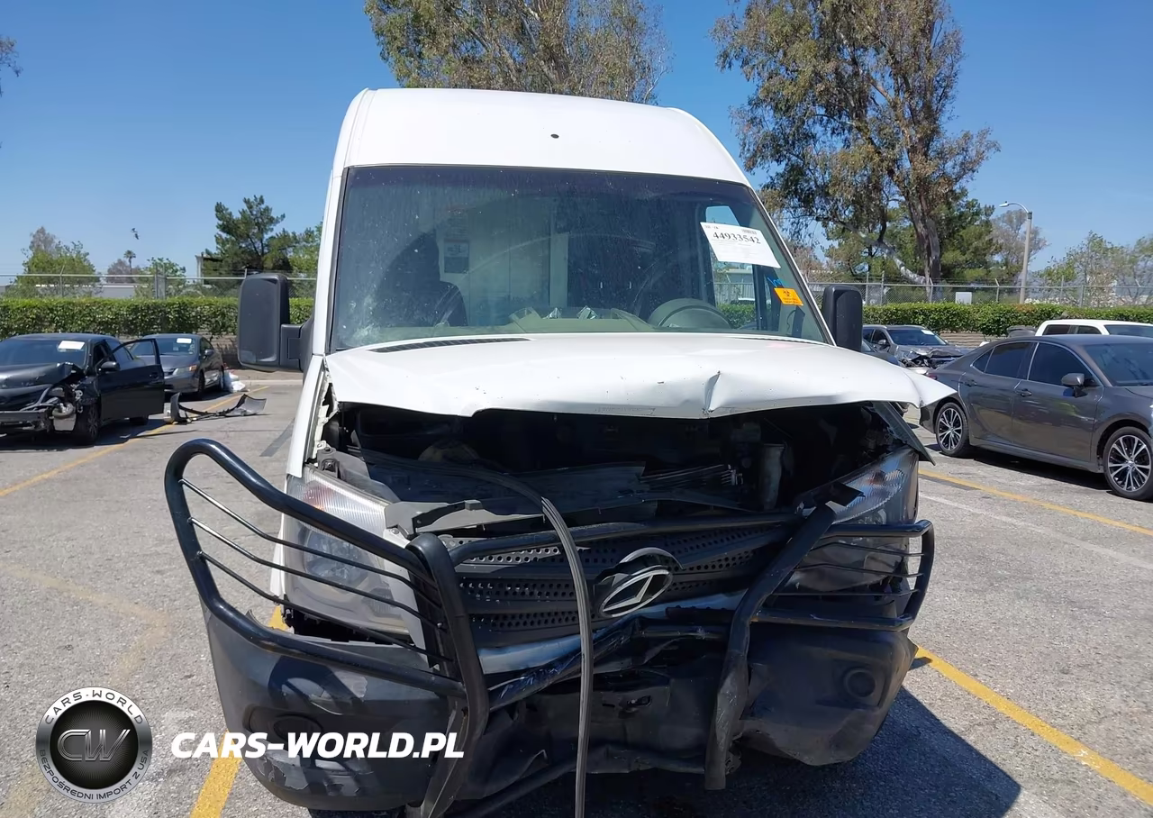 2014 Mercedes-Benz Sprinter 2500 High Roof VIN:WD3PE8DE2E5902240 - 12