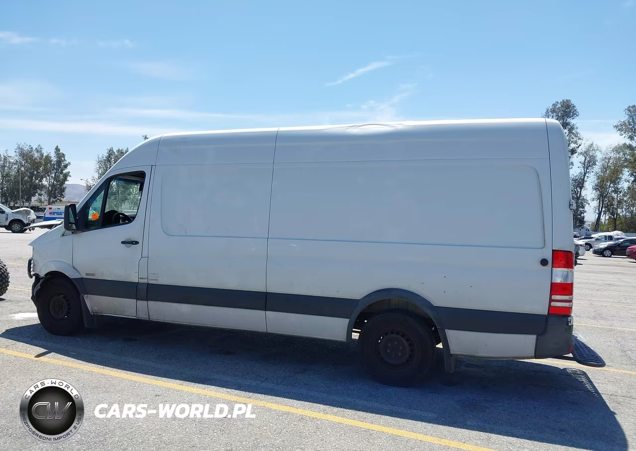 2014 Mercedes-Benz Sprinter 2500 High Roof VIN:WD3PE8DE2E5902240 - 14