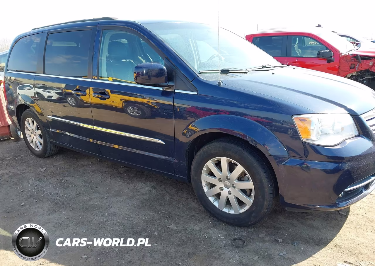 2015 Chrysler Town & Country Touring