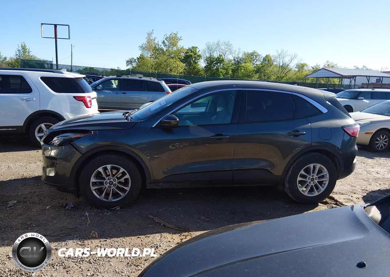 2020 Ford Escape Se VIN:1FMCU0G6XLUC64105 - 15