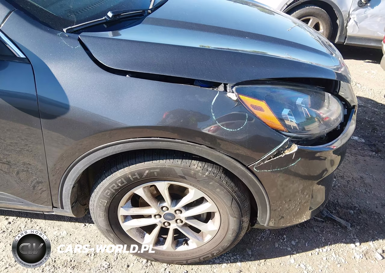2020 Ford Escape Se VIN:1FMCU0G6XLUC64105 - 19
