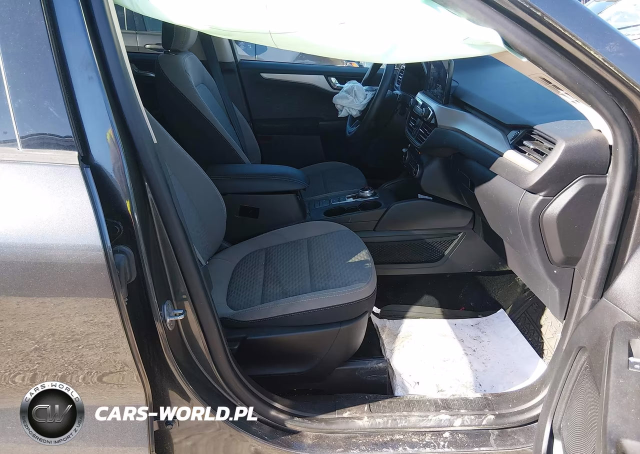 2020 Ford Escape Se VIN:1FMCU0G6XLUC64105 - 5