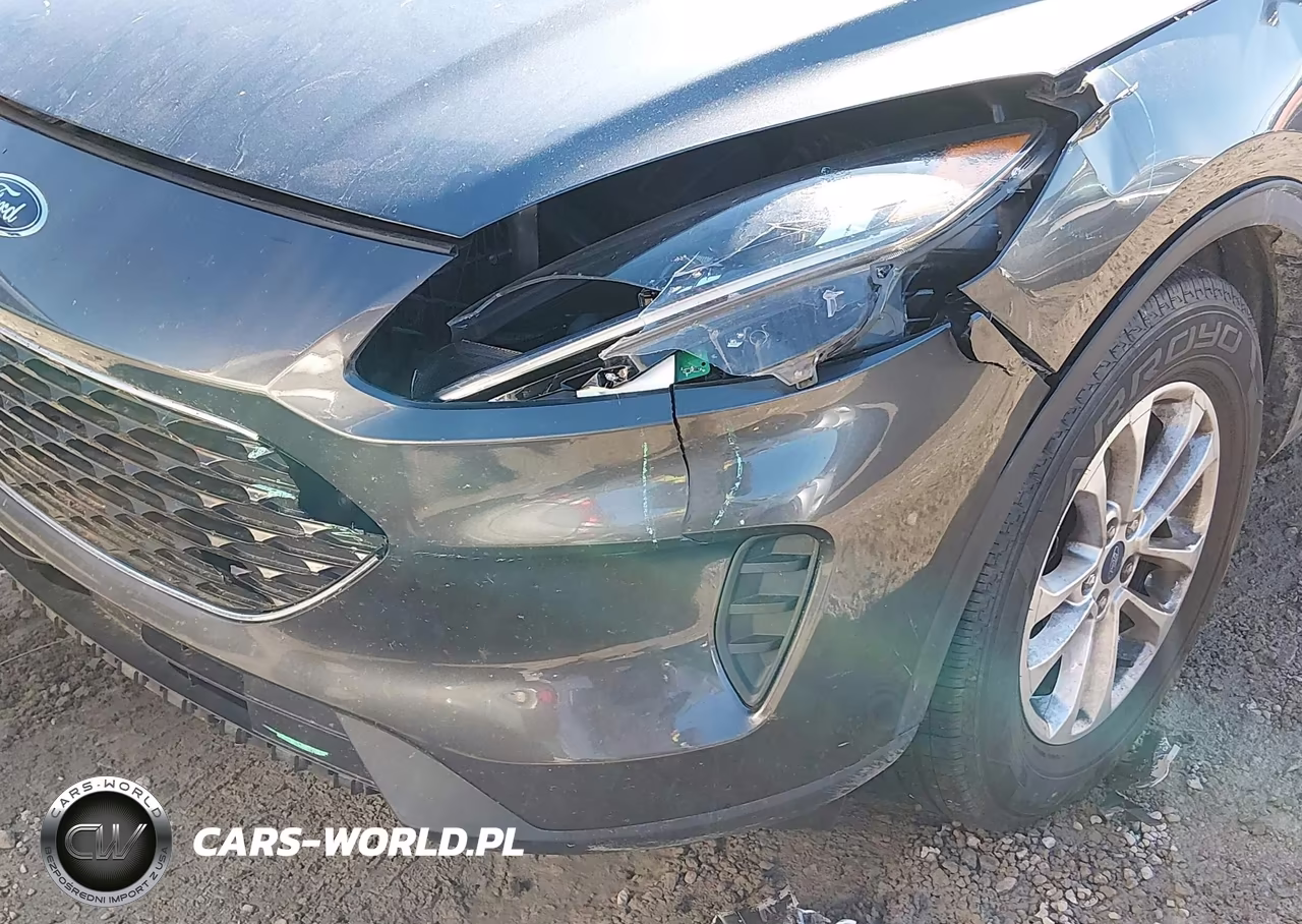 2020 Ford Escape Se VIN:1FMCU0G6XLUC64105 - 6