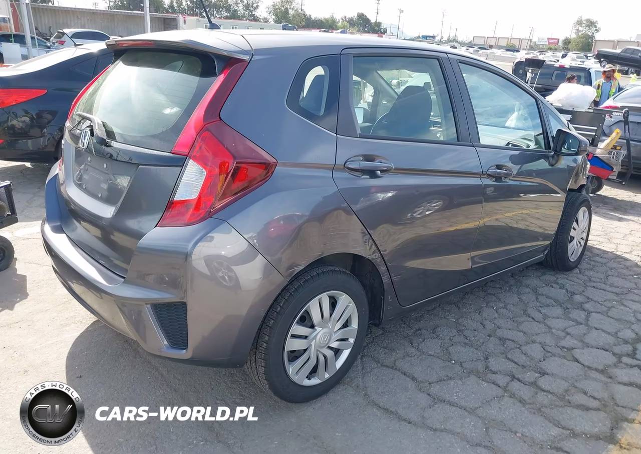 2016 Honda Fit Lx VIN:JHMGK5H59GS003286 - 4