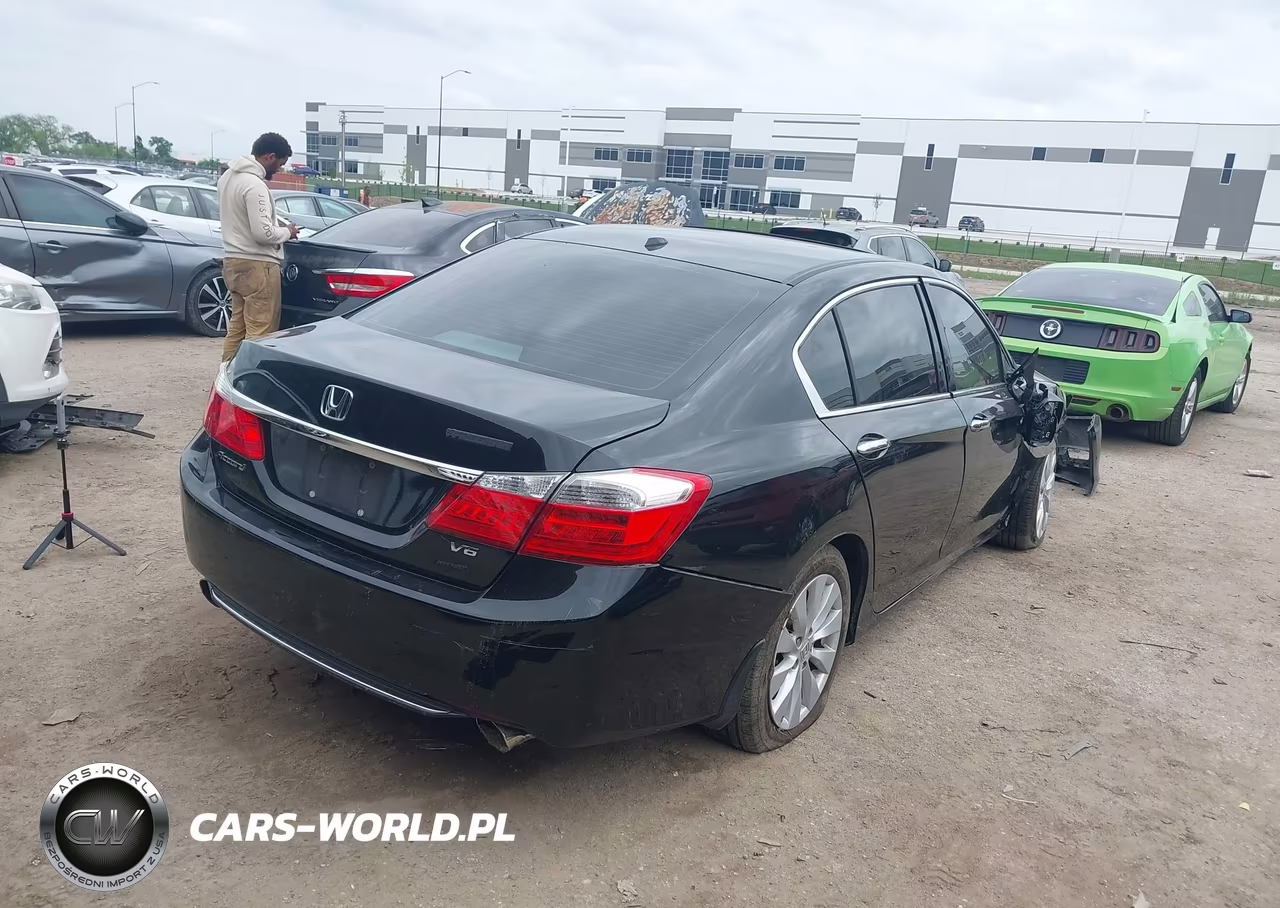 2015 Honda Accord Ex-L V-6 VIN:1HGCR3F80FA038320 - 4