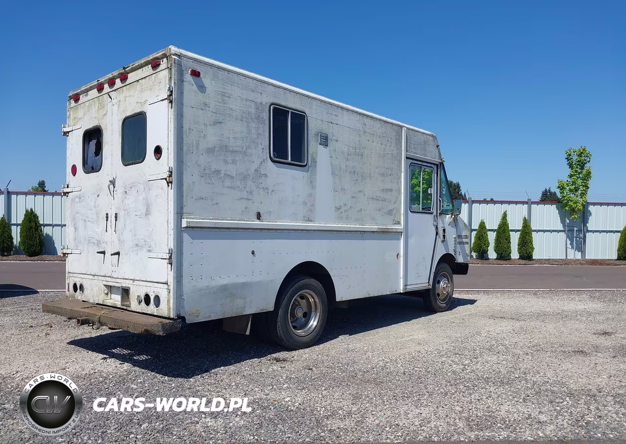 1995 Chevrolet P30 VIN:1GBKP32KXS3314071 - 4