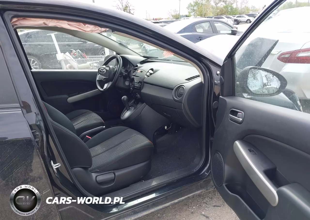 2014 Mazda Mazda2 Touring VIN:JM1DE1LY5E0176804 - 5