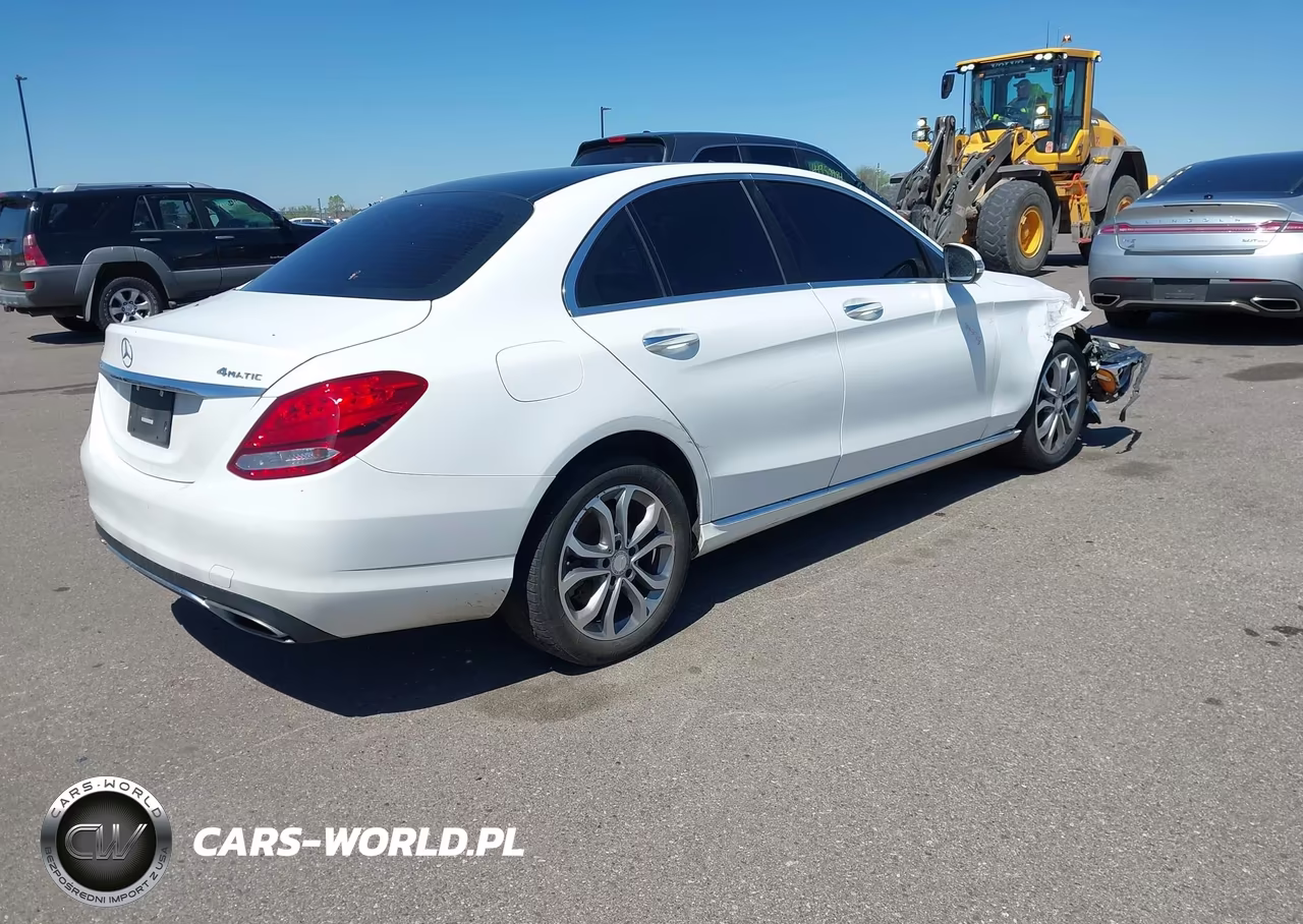 2017 Mercedes-Benz C 300 4Matic VIN:55SWF4KB3HU196980 - 4