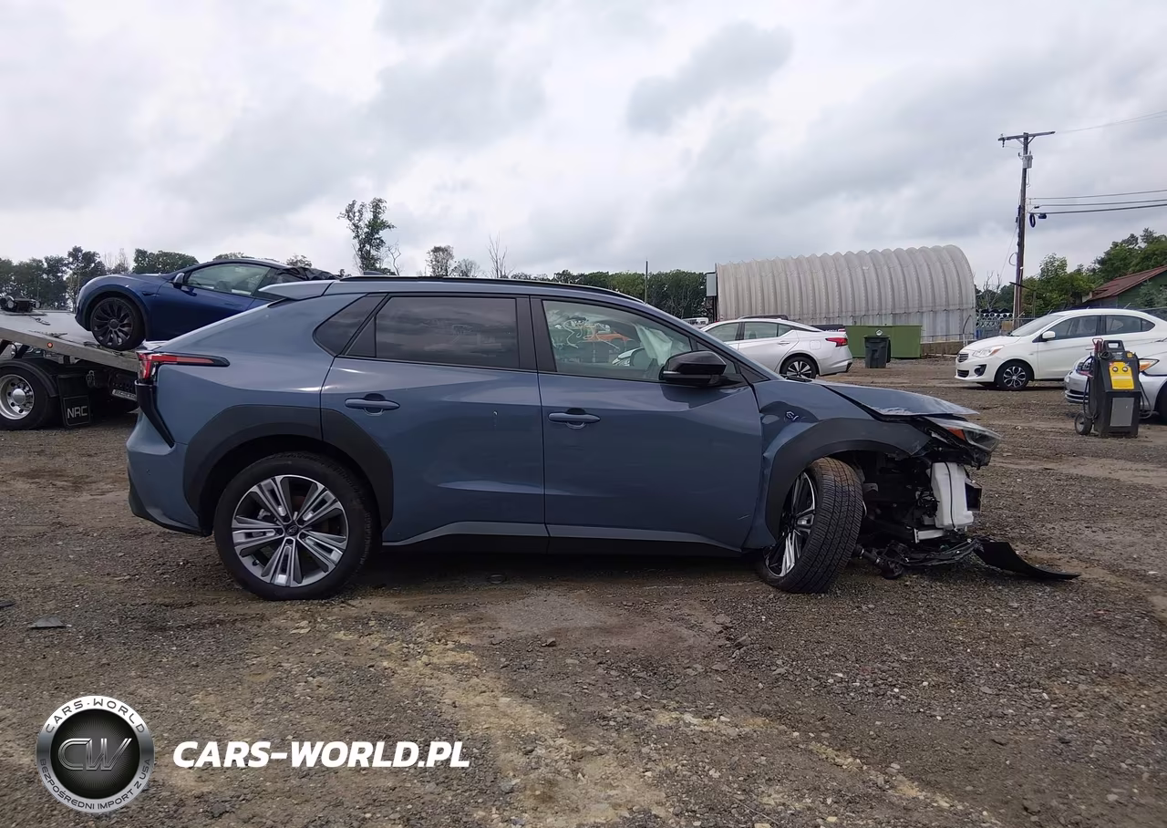 2024 Subaru Solterra Limited VIN:JTMABABA3RA078984 - 13