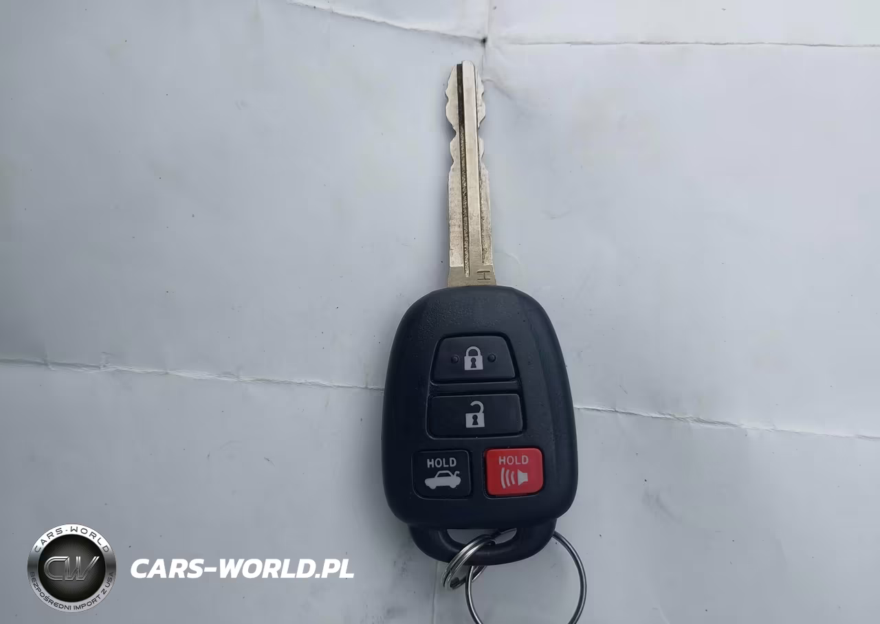 2017 Toyota Corolla Le VIN:5YFBURHE6HP581314 - 11