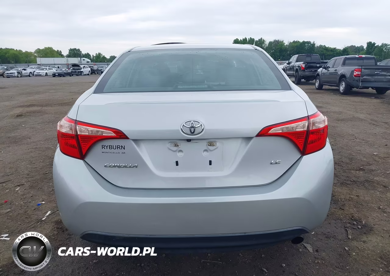 2017 Toyota Corolla Le VIN:5YFBURHE6HP581314 - 16