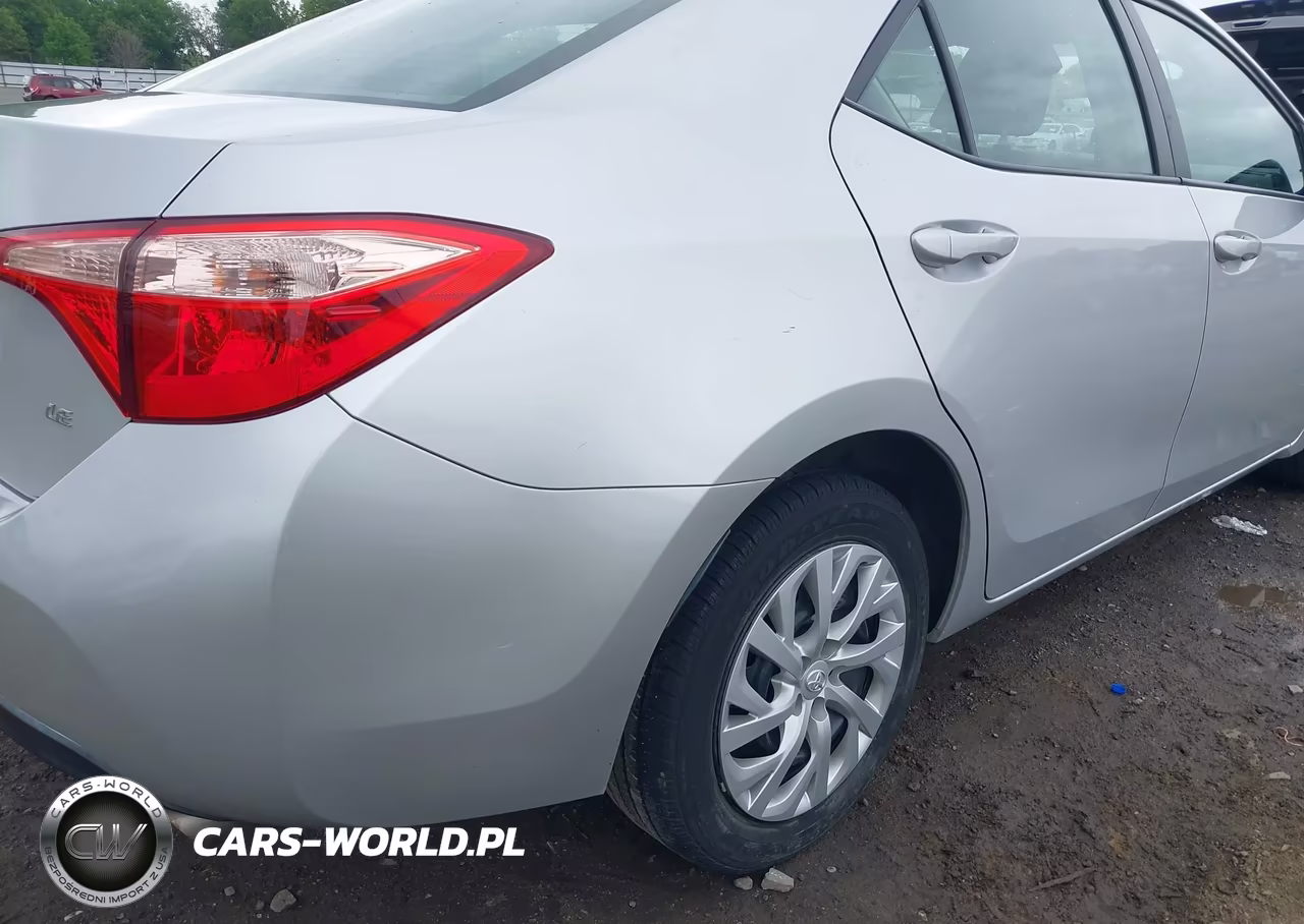 2017 Toyota Corolla Le VIN:5YFBURHE6HP581314 - 20