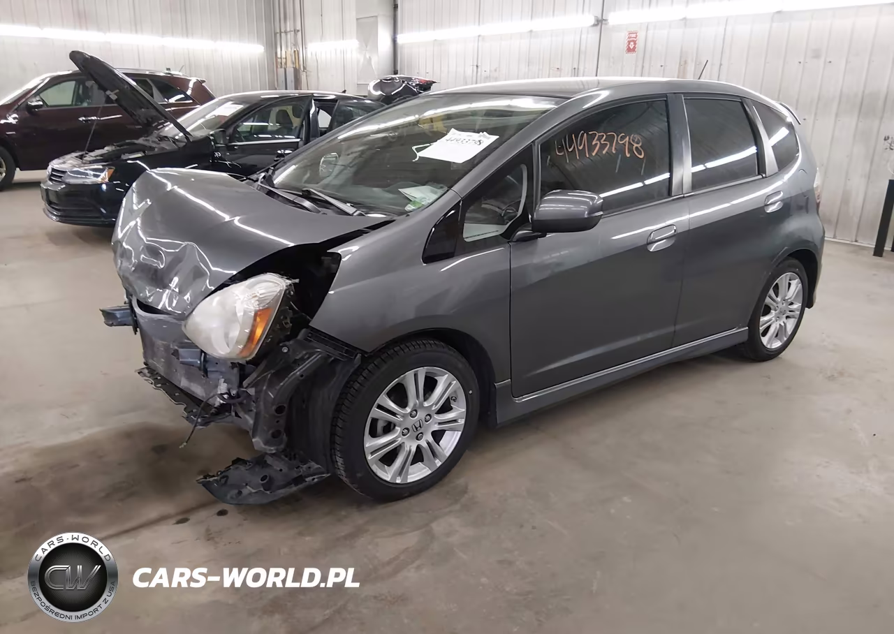 2011 Honda Fit Sport VIN:JHMGE8H51BS005180 - 2