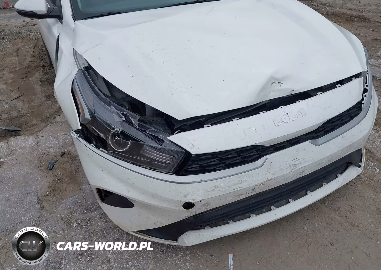2023 Kia Forte Lxs VIN:3KPF24AD5PE637139 - 6