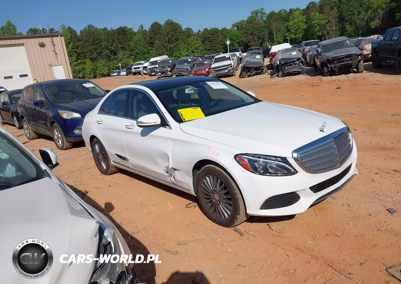 2015 Mercedes-Benz C 300 Luxury 4Matic VIN:55SWF4KB2FU033525 - 14