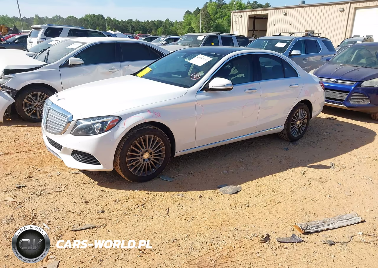 2015 Mercedes-Benz C 300 Luxury 4Matic VIN:55SWF4KB2FU033525 - 2