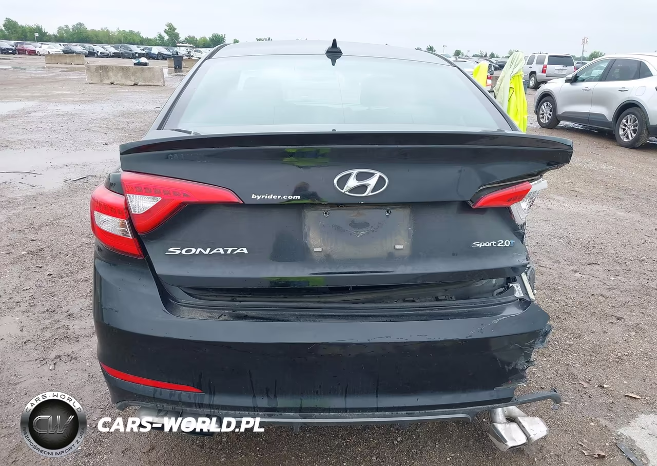 2015 Hyundai Sonata Sport 2.0T VIN:5NPE34ABXFH197517 - 16