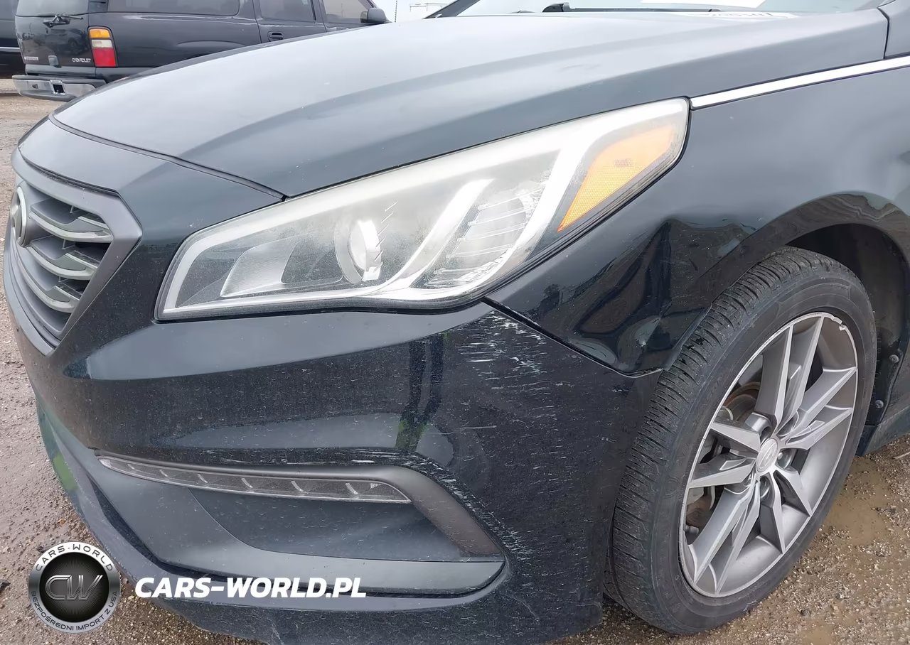 2015 Hyundai Sonata Sport 2.0T VIN:5NPE34ABXFH197517 - 18