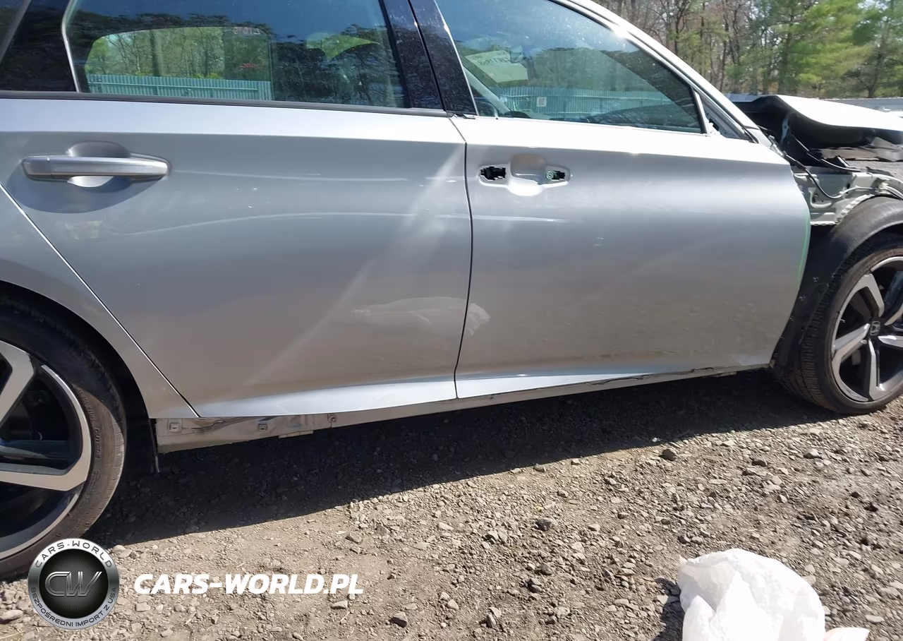 2022 Honda Accord Sport VIN:1HGCV1F37NA116157 - 18