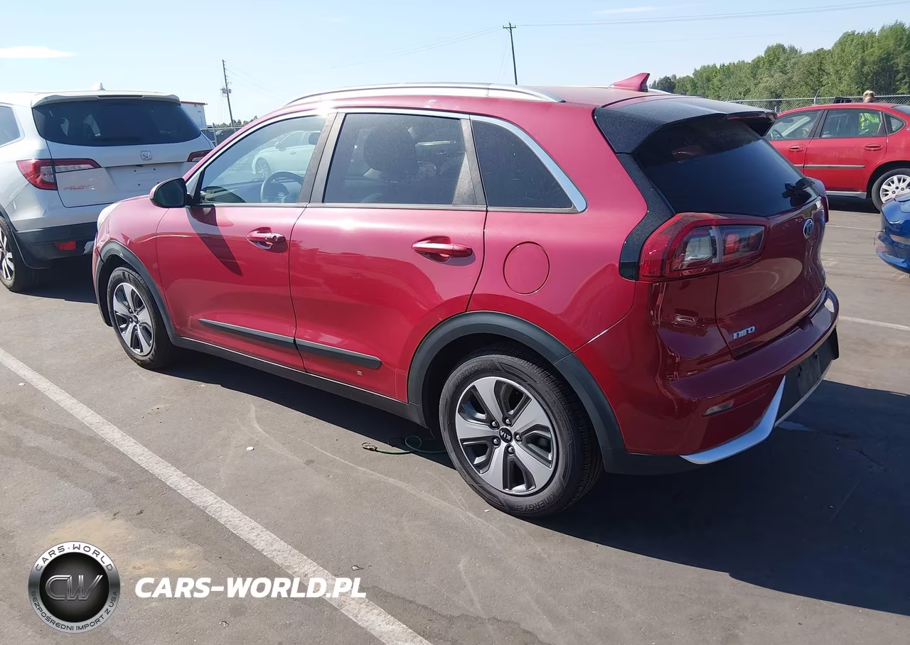 2018 Kia Niro Lx VIN:KNDCB3LCXJ5111920 - 3