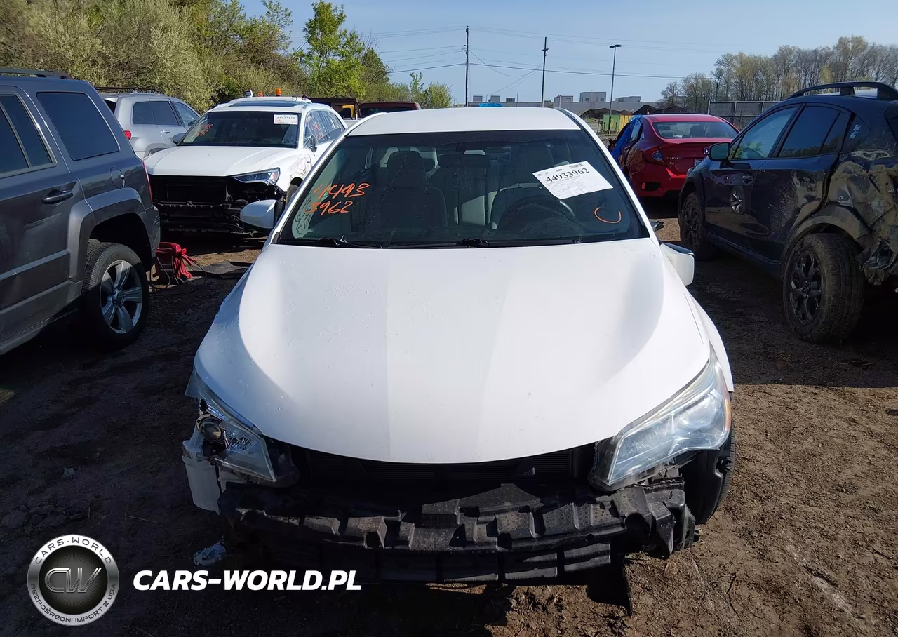 2017 Toyota Camry Le VIN:4T1BF1FK2HU307966 - 12