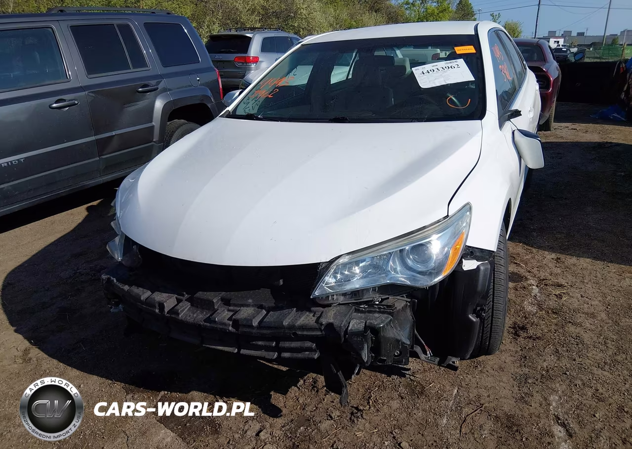 2017 Toyota Camry Le VIN:4T1BF1FK2HU307966 - 6