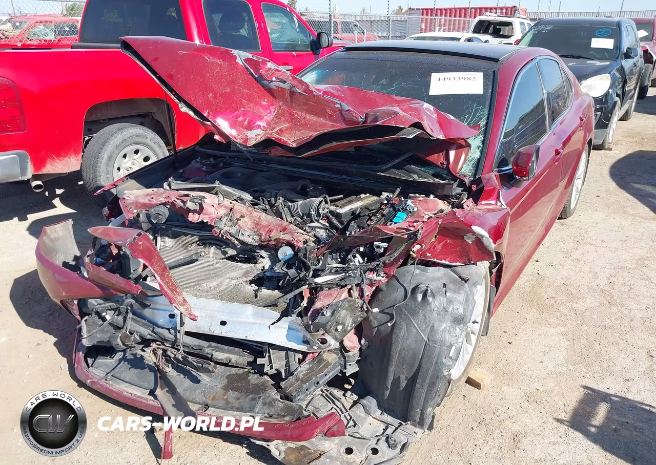 2020 Toyota Camry Xle VIN:4T1F11AK6LU313270 - 6