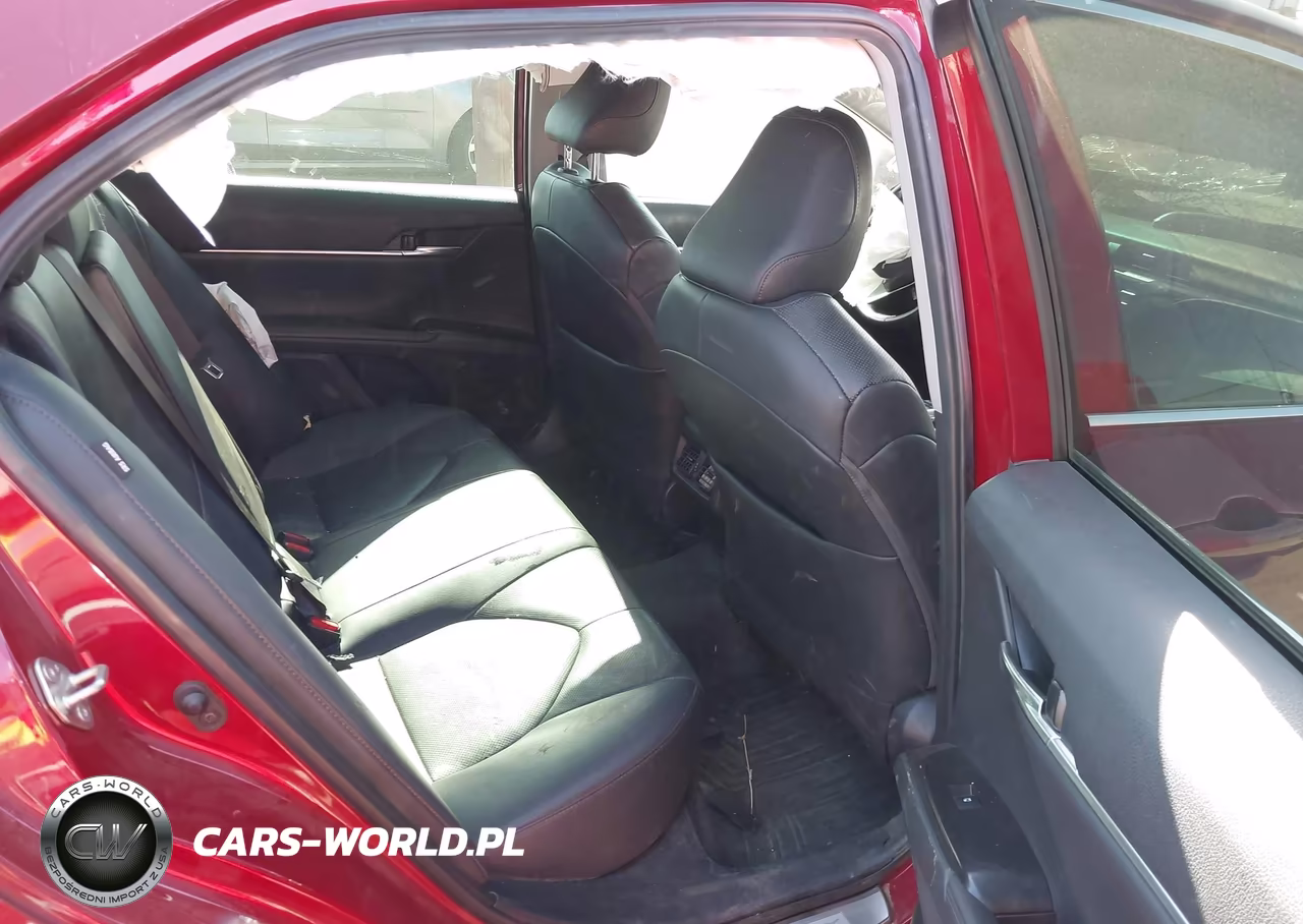 2020 Toyota Camry Xle VIN:4T1F11AK6LU313270 - 8
