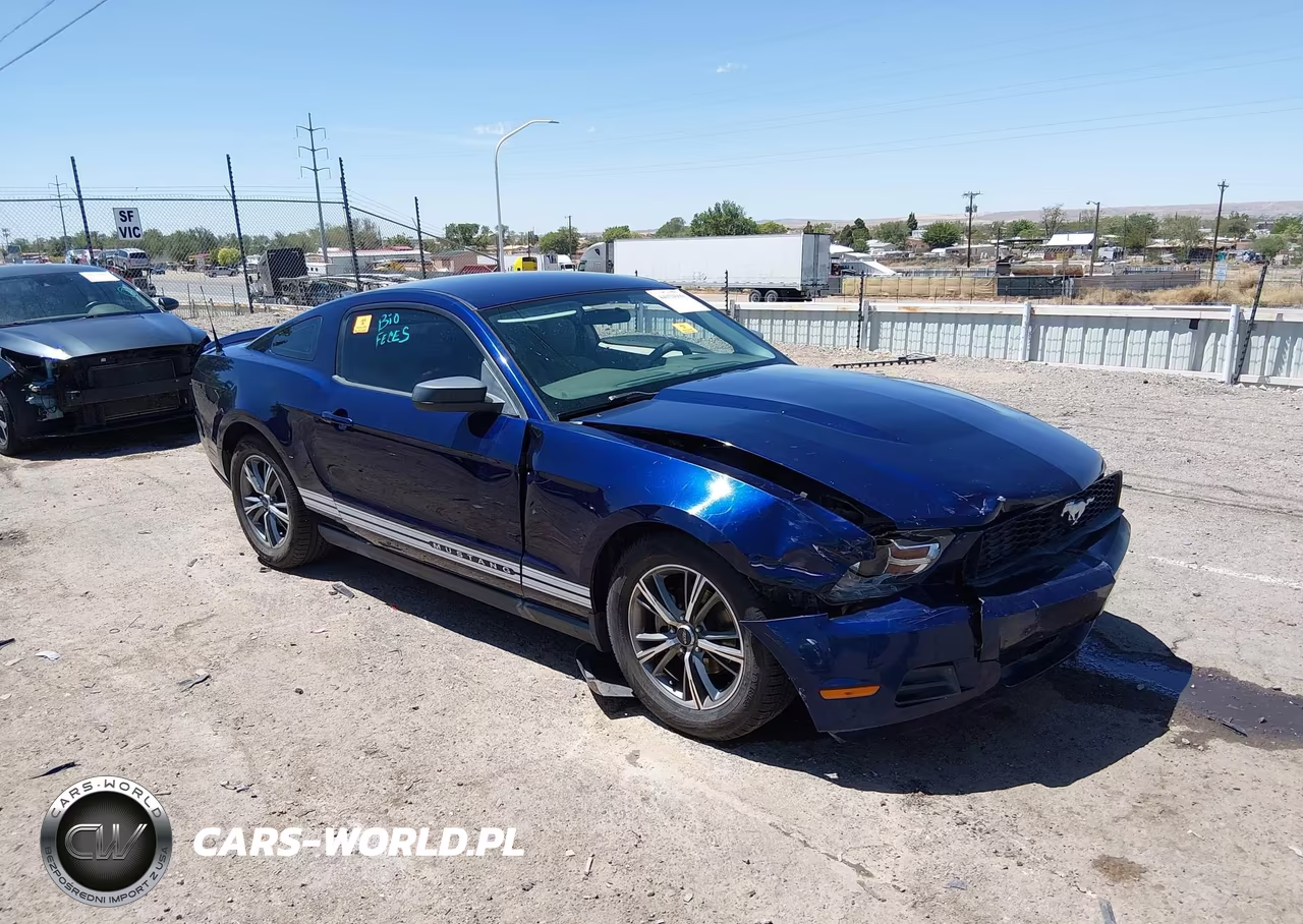2010 Ford Mustang V6-V6 Premium