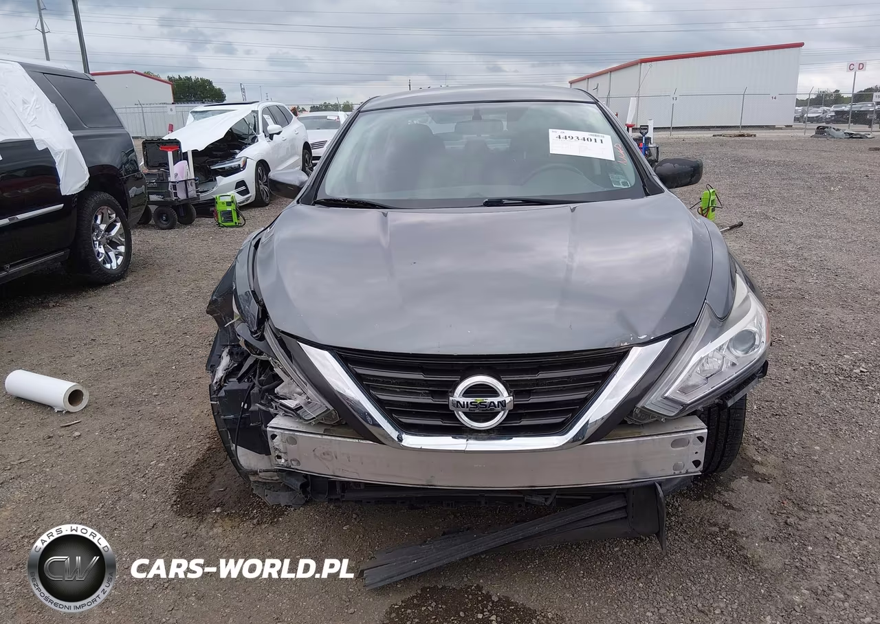2017 Nissan Altima 2.5 S VIN:1N4AL3AP4HN318930 - 13