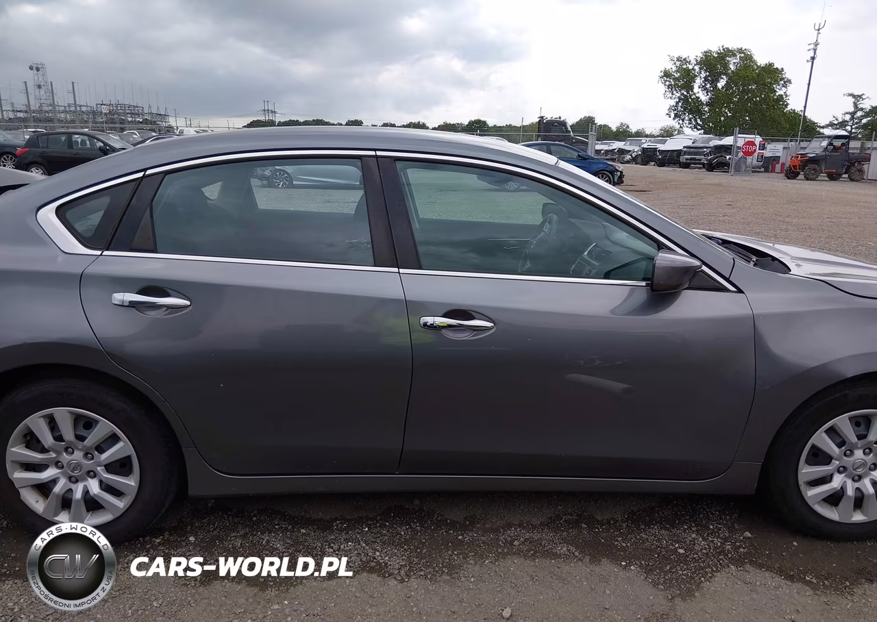 2017 Nissan Altima 2.5 S VIN:1N4AL3AP4HN318930 - 14