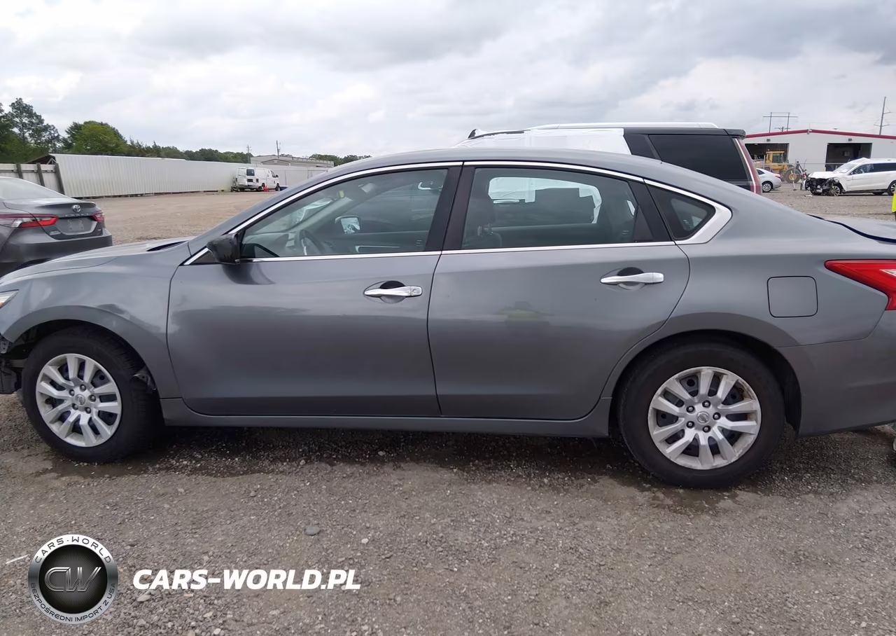 2017 Nissan Altima 2.5 S VIN:1N4AL3AP4HN318930 - 15