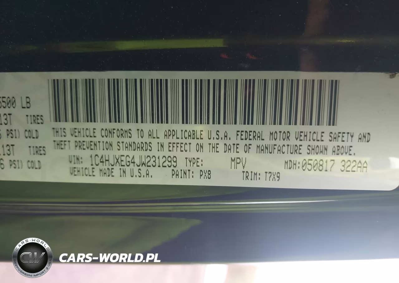 2018 Jeep Wrangler Unlimited Sahara 4X4 VIN:1C4HJXEG4JW231299 - 9