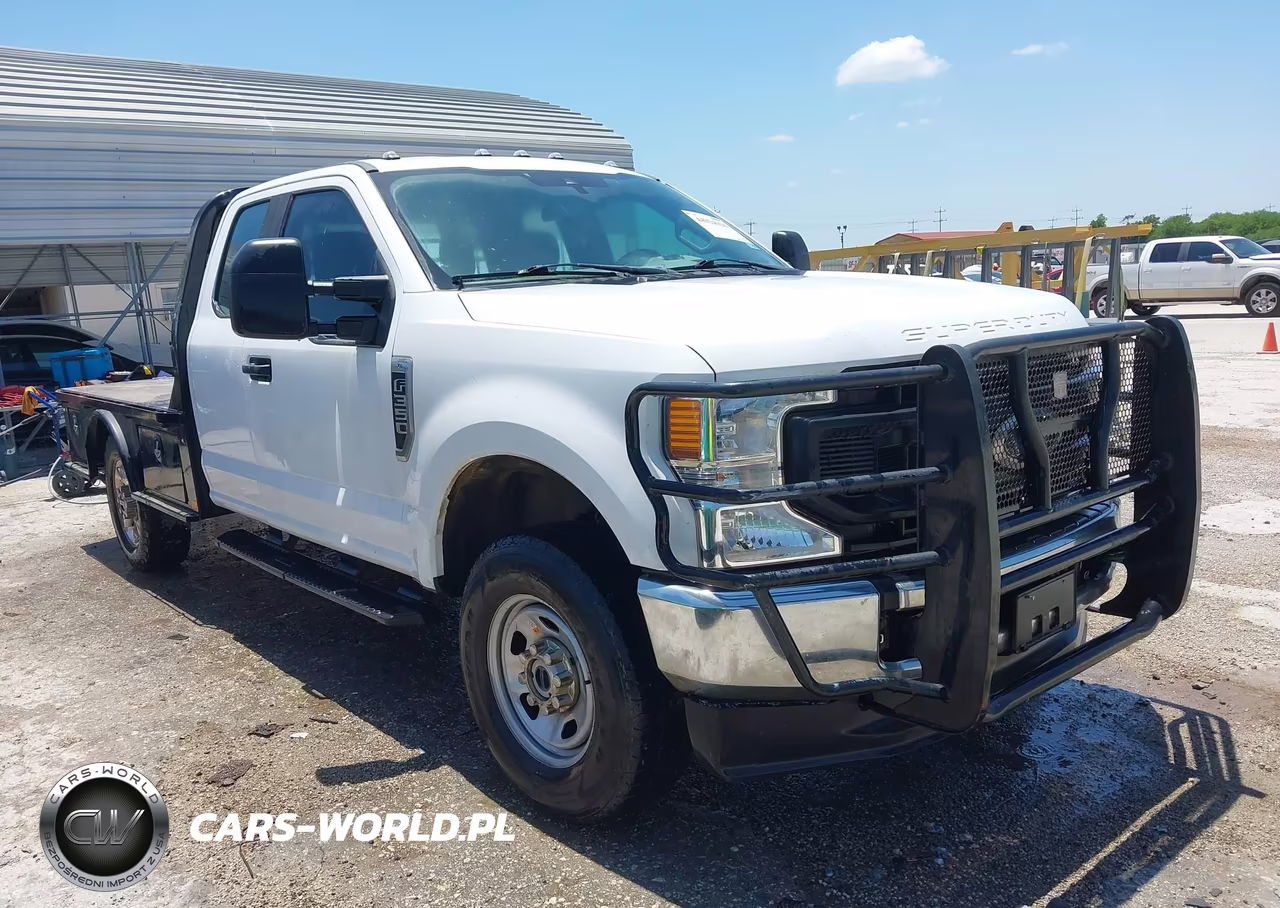 2021 Ford F-350 Chassis Xl