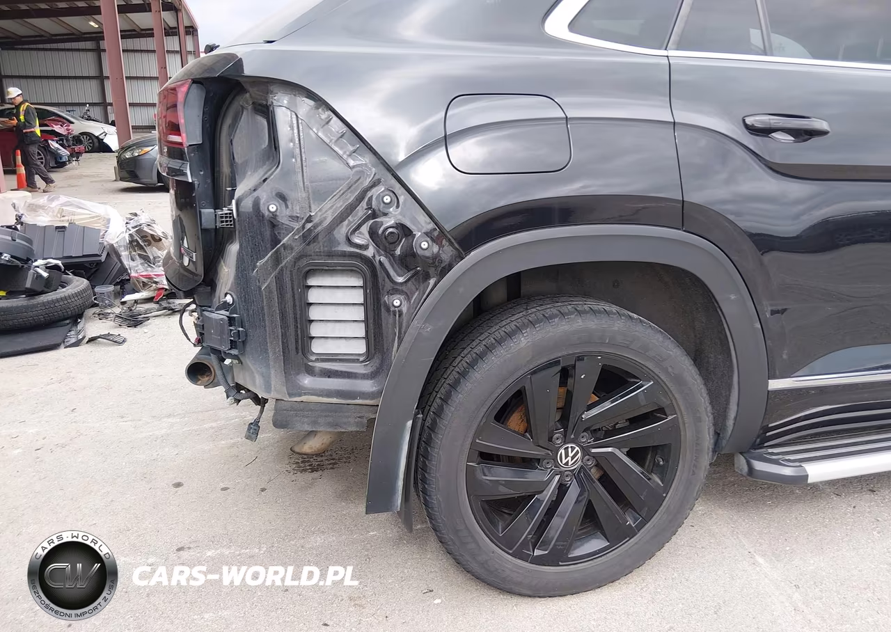 2020 Volkswagen Atlas Cross Sport 3.6L V6 Sel Premium R-Line VIN:1V2TE2CA2LC223950 - 18