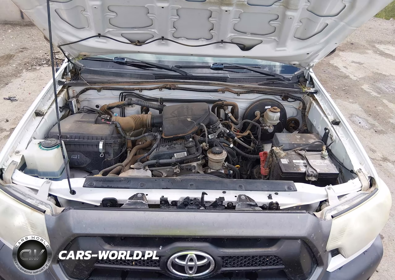 2012 Toyota Tacoma VIN:5TFNX4CN9CX009260 - 10
