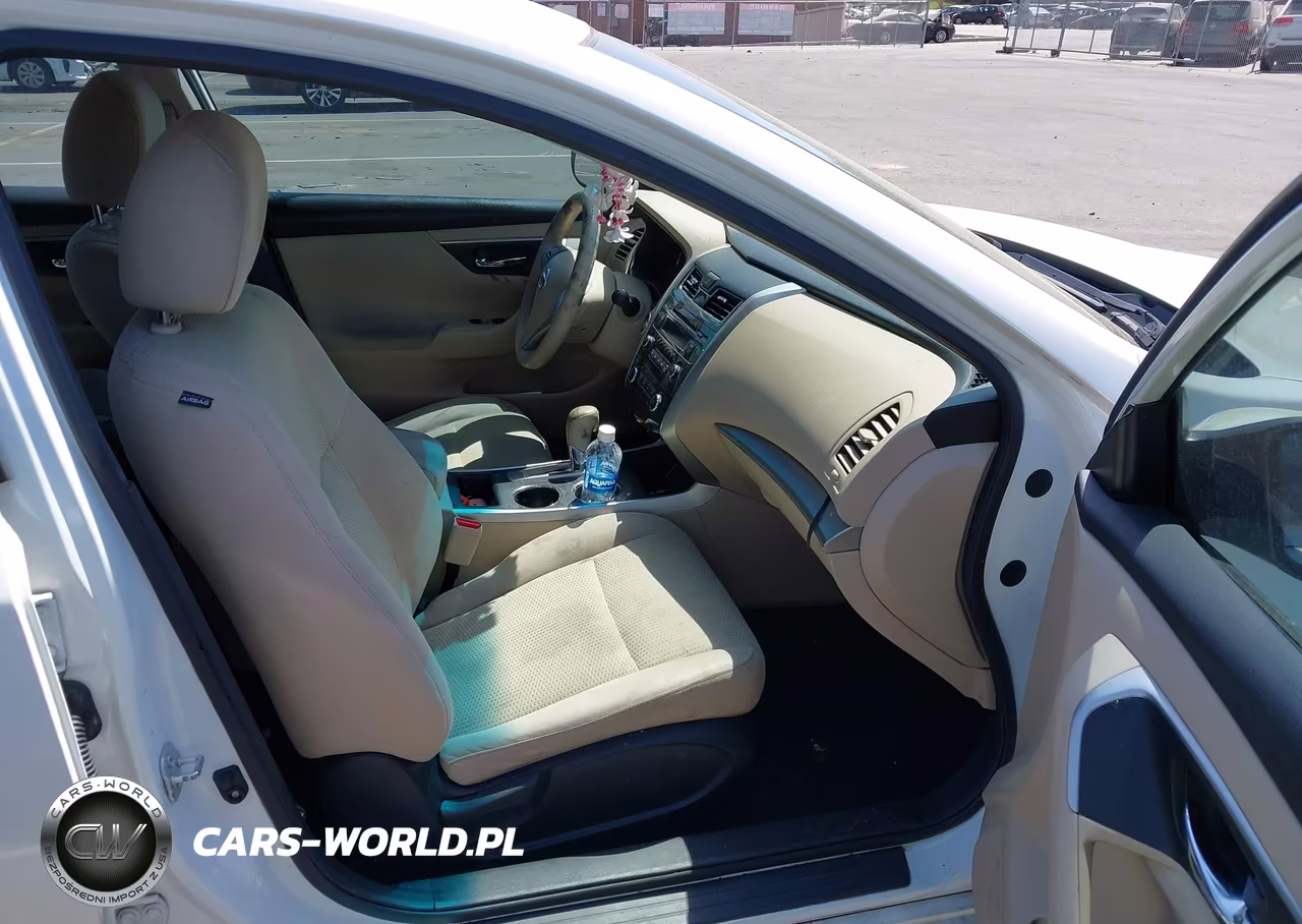 2015 Nissan Altima 2.5 VIN:1N4AL3AP2FC153727 - 5