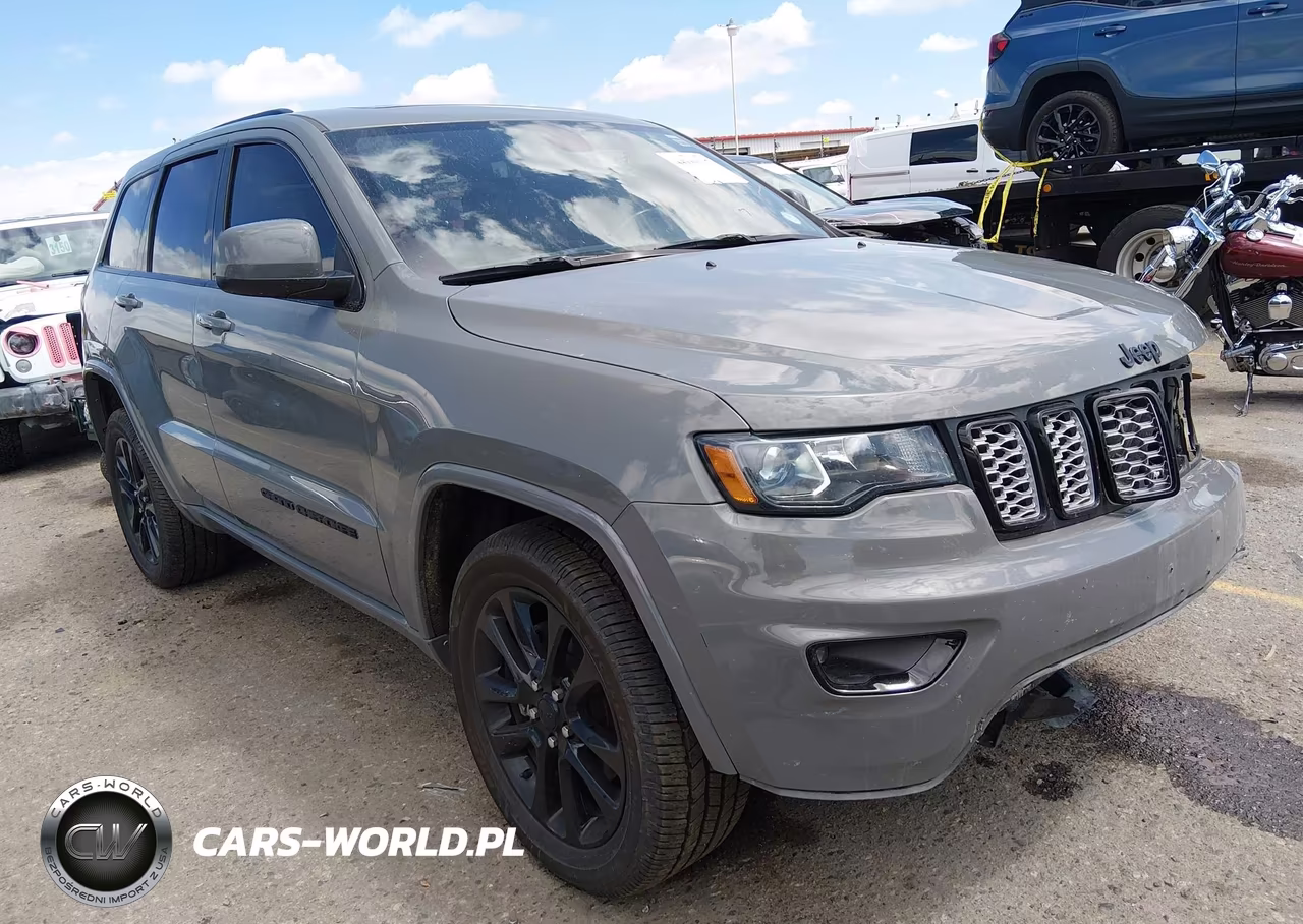 2021 Jeep Grand Cherokee Laredo X 4X4 – zdjęcie 1 z 15
