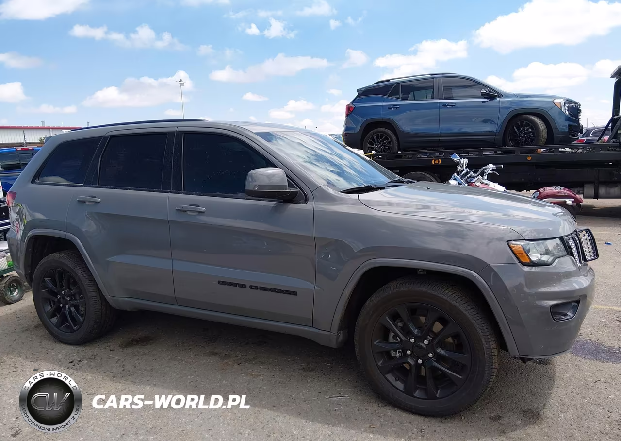 2021 Jeep Grand Cherokee Laredo X 4X4 VIN:1C4RJFAG2MC759935 - 12