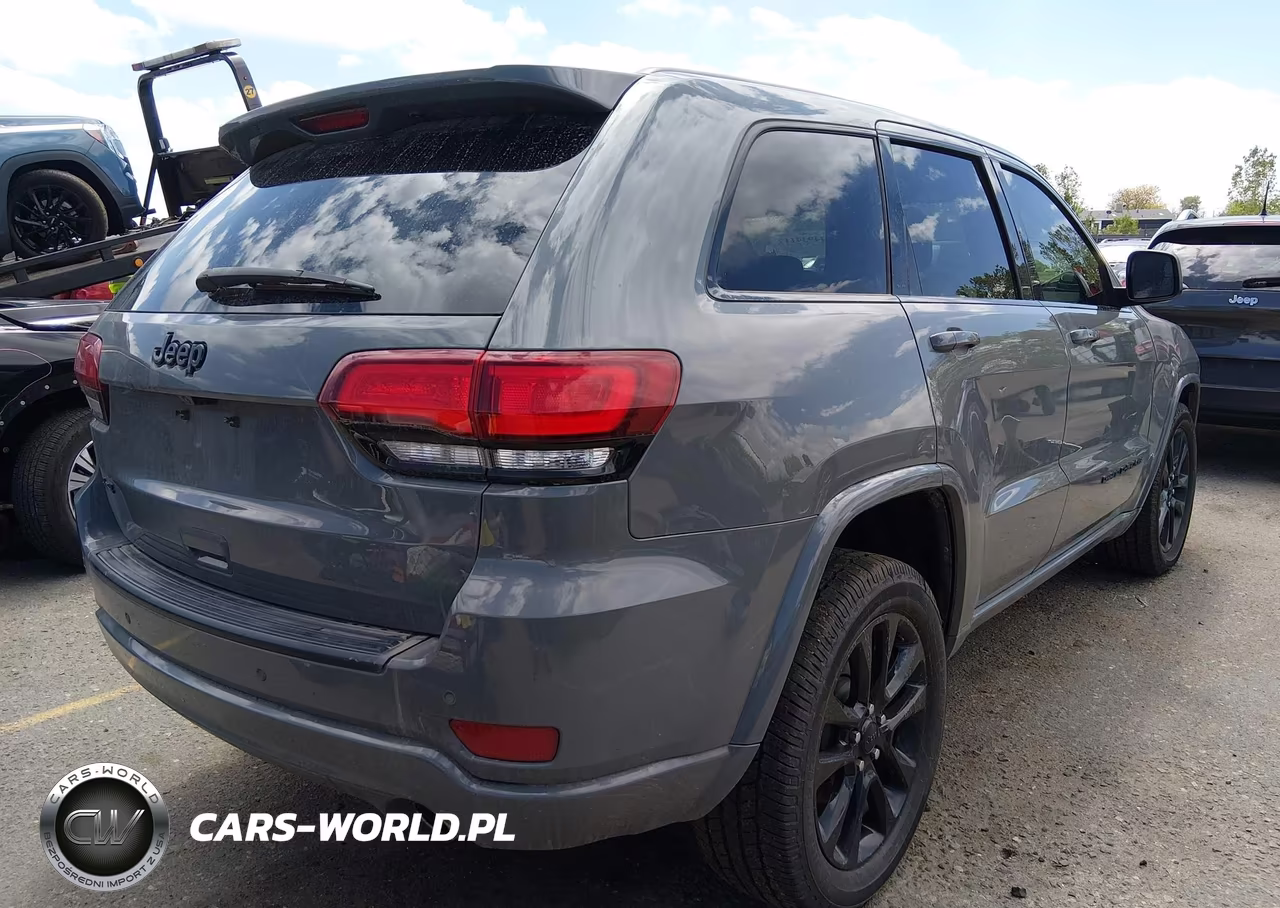 2021 Jeep Grand Cherokee Laredo X 4X4 VIN:1C4RJFAG2MC759935 - 4