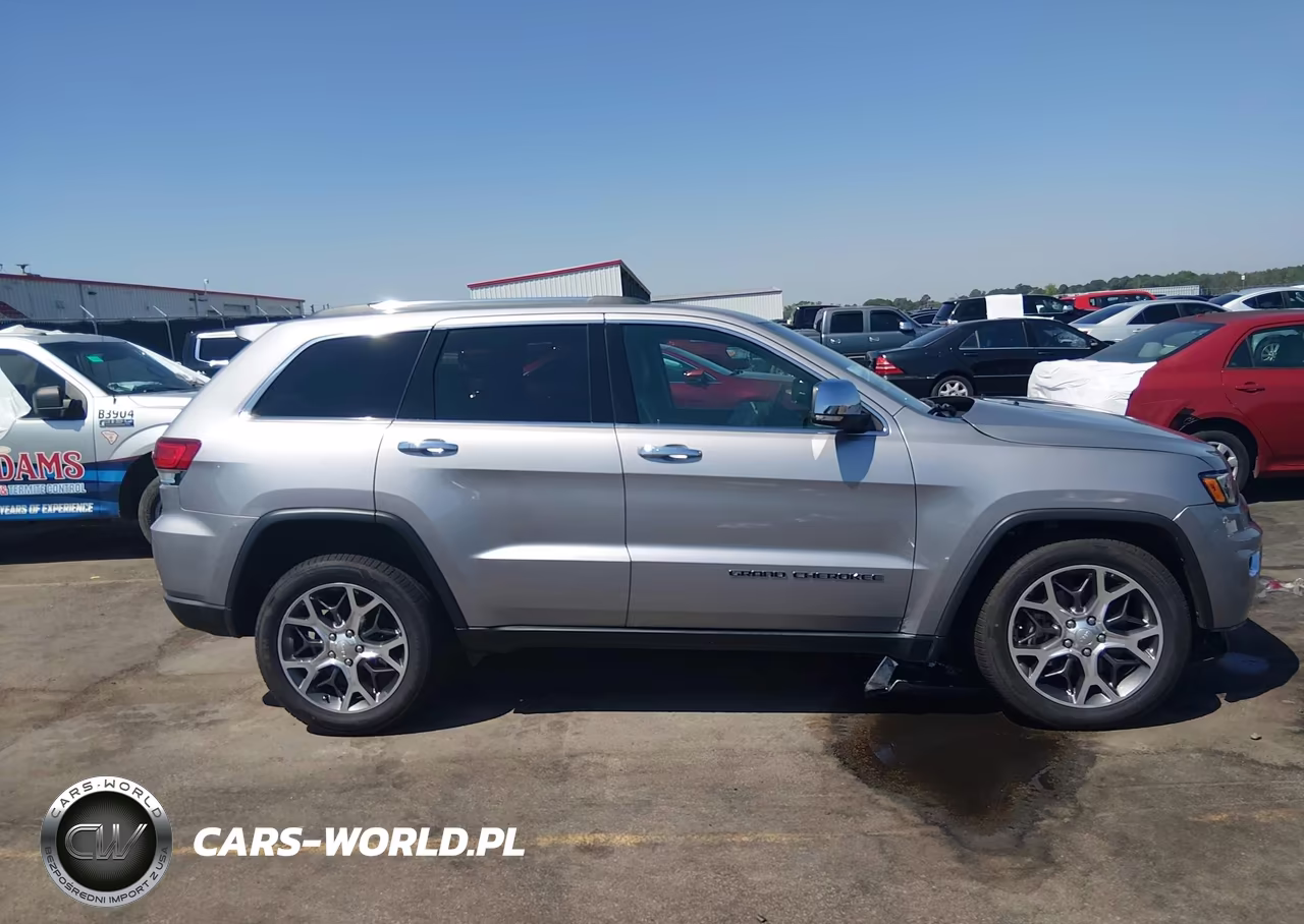 2021 Jeep Grand Cherokee Limited 4X4 VIN:1C4RJFBGXMC811343 - 13
