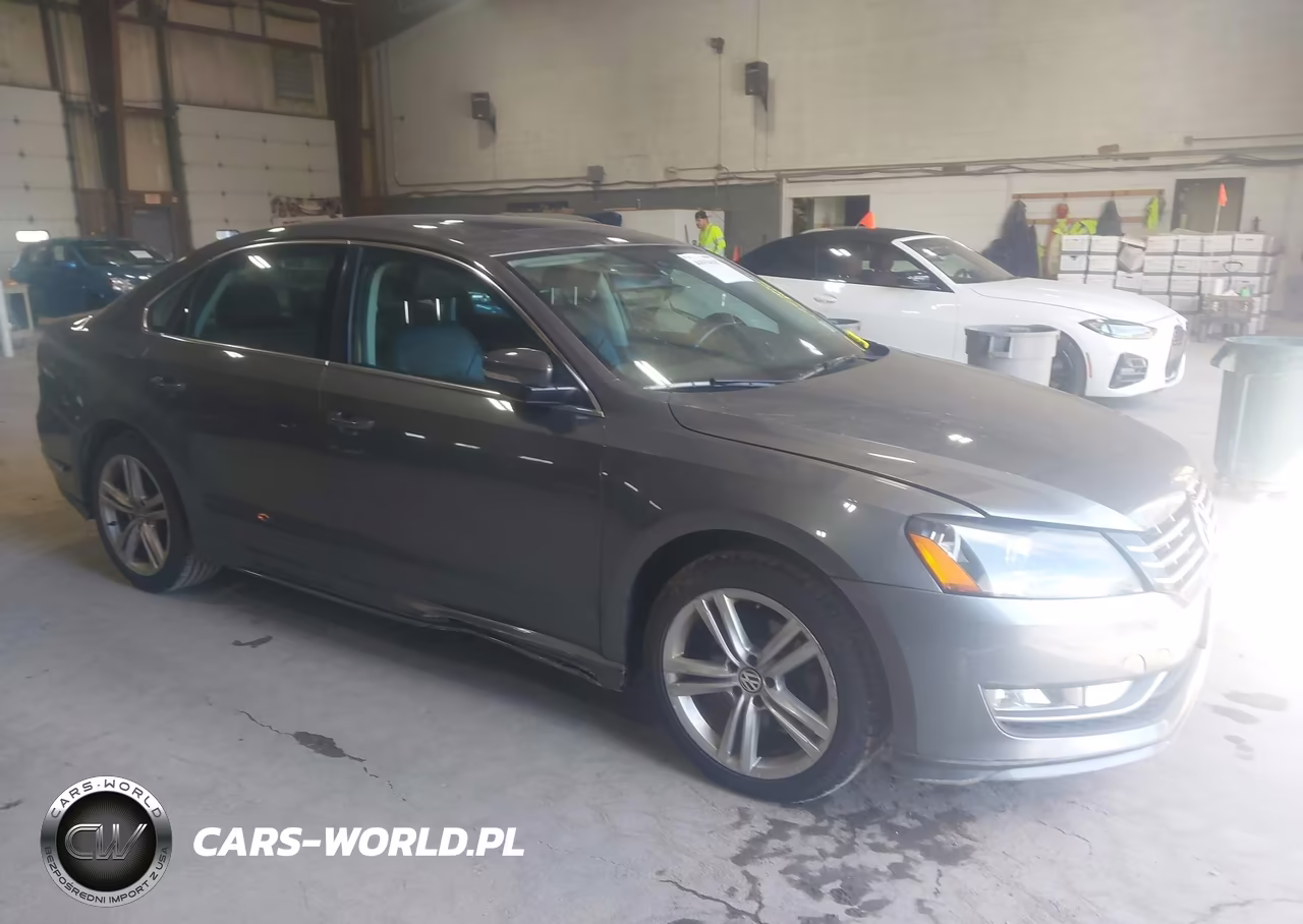 2015 Volkswagen Passat 3.6L V6 Sel Premium – zdjęcie 1 z 21