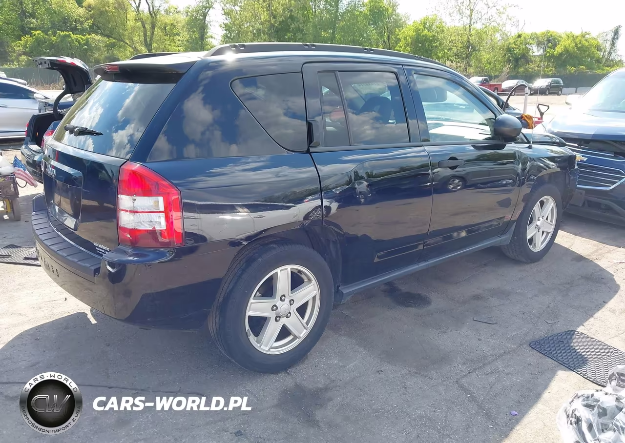 2007 Jeep Compass Sport VIN:1J8FF47W87D122420 - 4