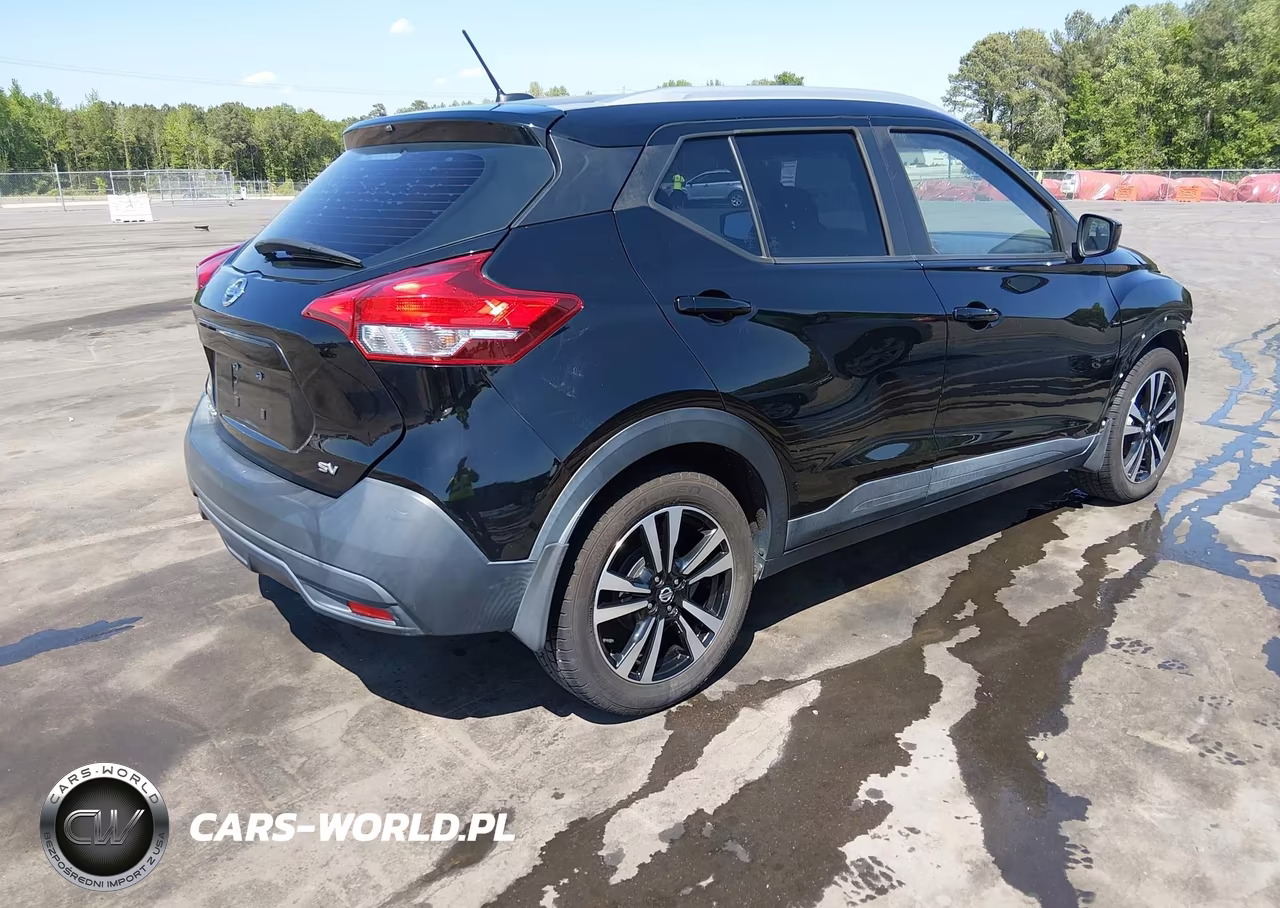 2019 Nissan Kicks Sv VIN:3N1CP5CU3KL503275 - 4
