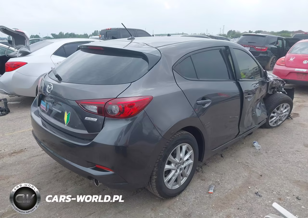 2017 Mazda Mazda3 Sport VIN:3MZBN1K78HM117650 - 4