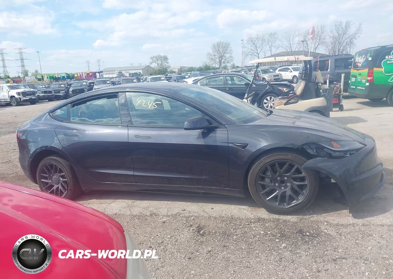 2025 Tesla Model 3 Long Range Rear-Wheel Drive-Standard Rear-Wheel Drive VIN:5YJ3E1EA6SF984362 - 14