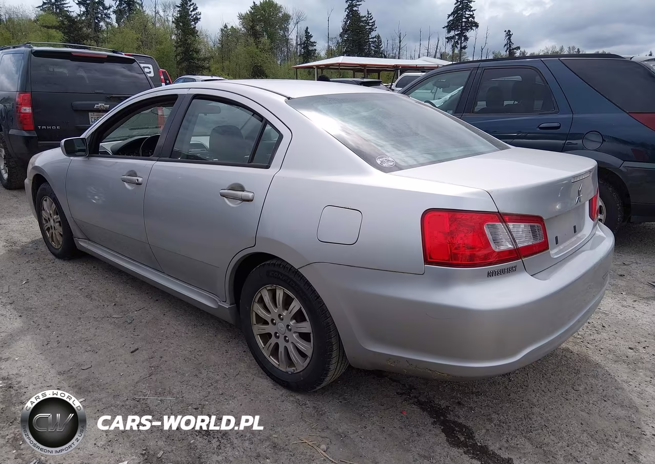 2010 Mitsubishi Galant Fe VIN:4A32B2FF1AE015327 - 3