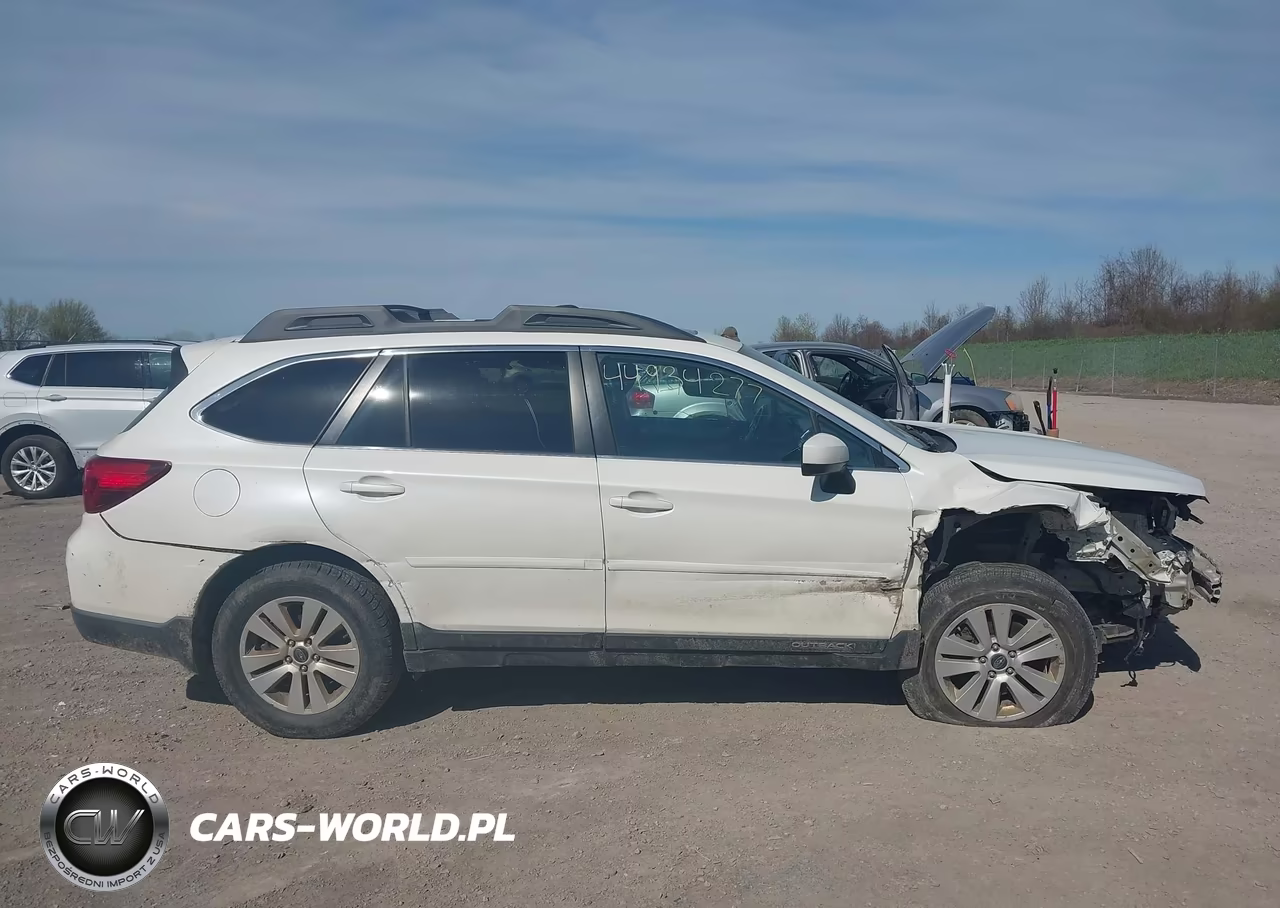 2016 Subaru Outback 2.5I Premium VIN:4S4BSADC8G3279943 - 14